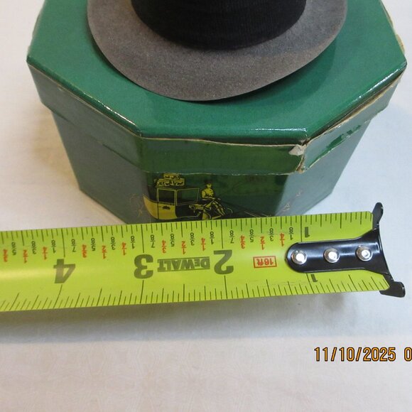 VINTAGE~"DOBBS" FIFTH AVENUE~SALESMAN'S FELT FEDORA SAMPLE~MINIATURE HAT & BOX - Picture 7 of 10